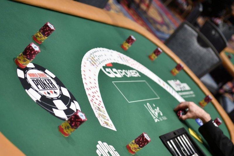 Pokerový stůl
